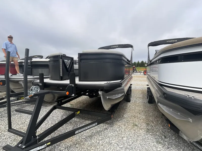 Slide: The Image of Viaggio Lago V-C 20 2025 - 15