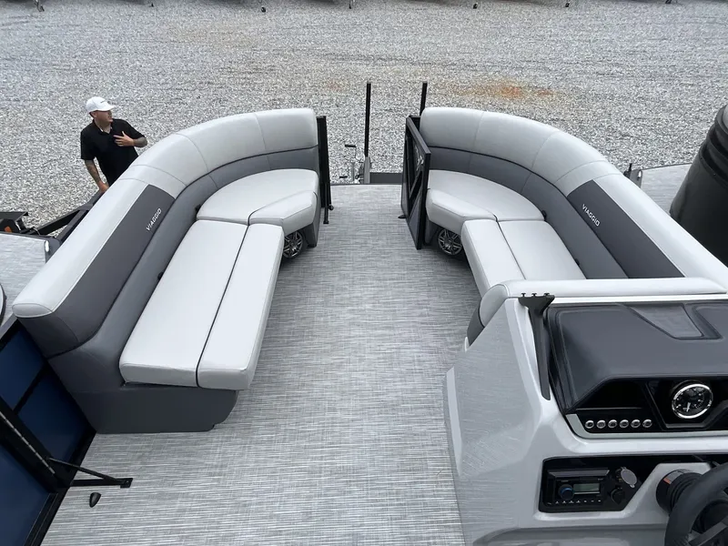 Slide: The Image of Viaggio Lago V-C 20 2025 - 5