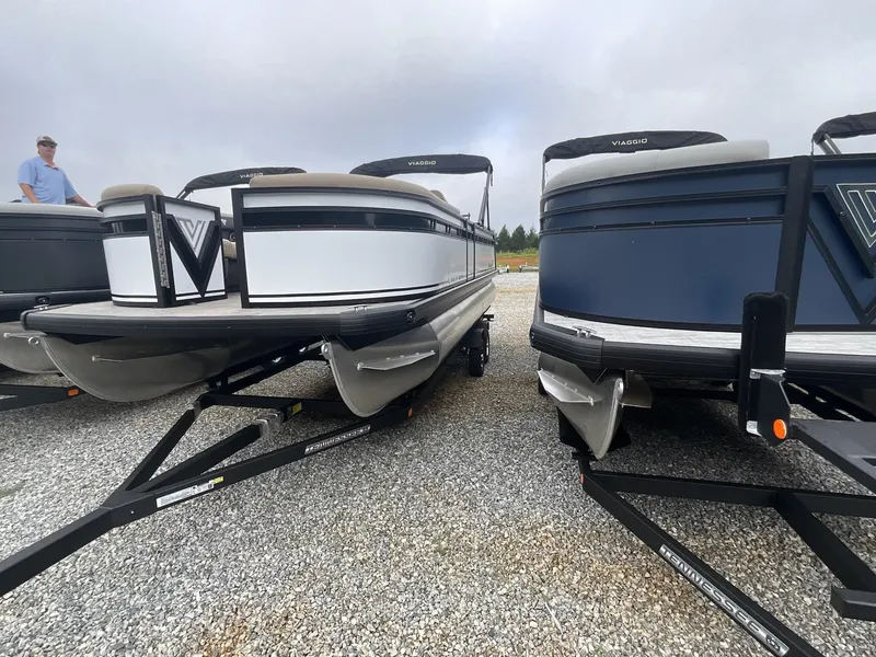 The Image of Viaggio Lago X 22U 2025 - 1