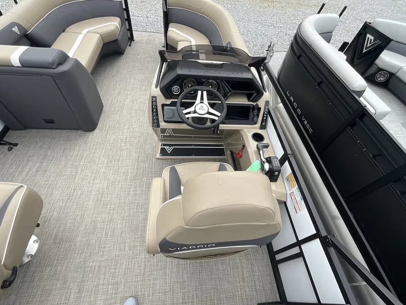 Slide: The Image of Viaggio Lago X 22U 2025 - 4