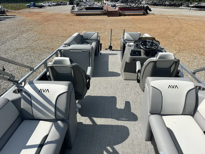 Slide: The Image of Avalon Venture Quad Lounge - 21' 2025 - 5