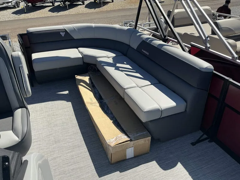 Slide: The Image of Viaggio Lago V-C 20 2025 - 5