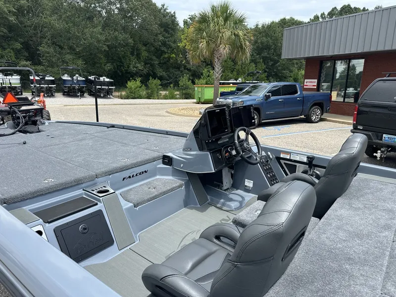 Slide: The Image of Falcon 21 PREDATOR Tournament ready 2026 - 13