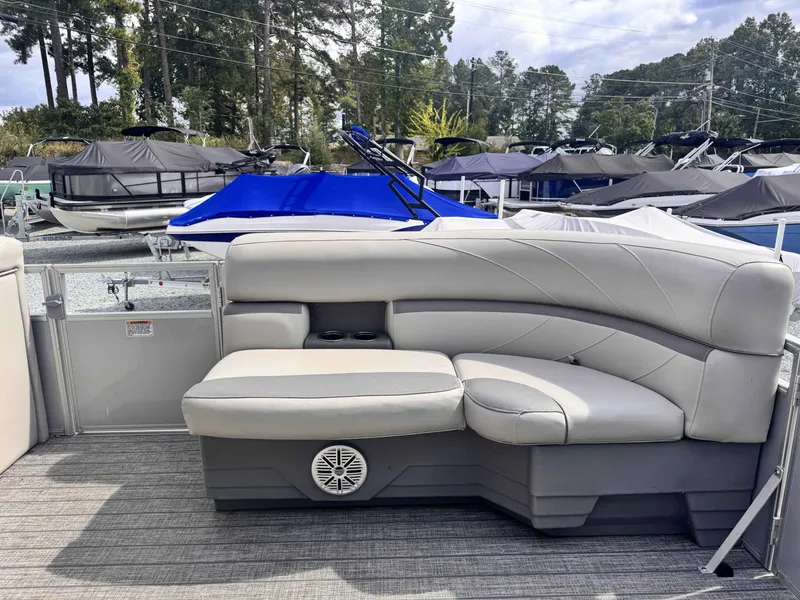 Slide: The Image of SunChaser geneva cruise 2020 - 5