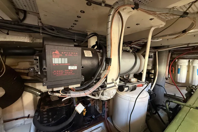 Slide: The Image of Engine room of 1982 Grand Banks 42 Motoryacht with Spheros SG 1553/12V unit. - 54