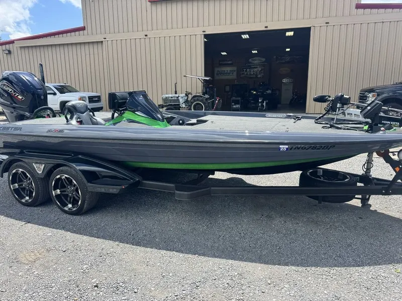 Slide: The Image of Skeeter FXR20 Limited 2022 - 5