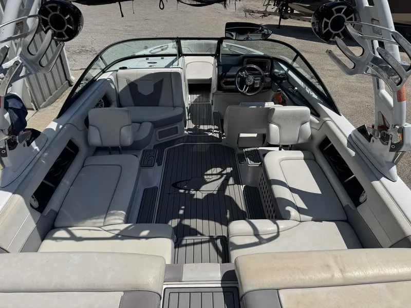 Slide: The Image of Nautique Super Air Nautique 230 2012 - 13