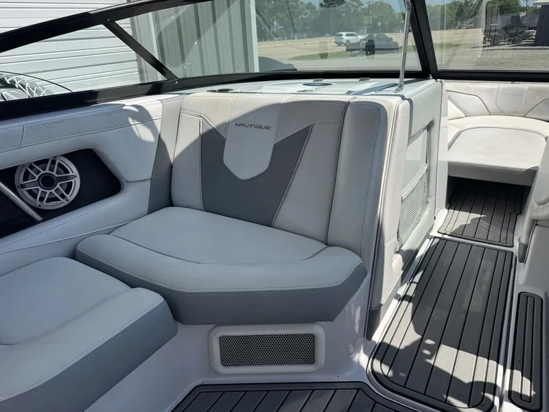 Slide: The Image of Nautique Super Air Nautique 230 2012 - 15