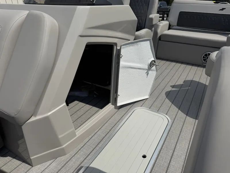 Slide: The Image of Starcraft SLS 3 Q DH 2026 - 18