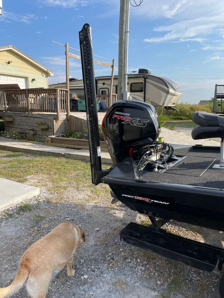 Slide: The Image of Tracker 190 TX 2021 - 6