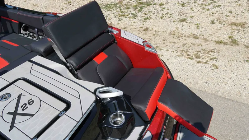 Slide: The Image of MasterCraft X26 2022 - 10