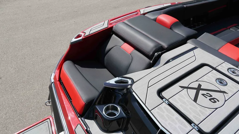 Slide: The Image of MasterCraft X26 2022 - 11