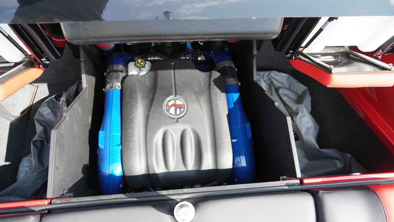 Slide: The Image of MasterCraft X26 2022 - 41