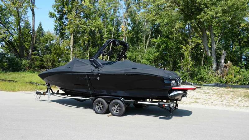 Slide: The Image of MasterCraft X26 2022 - 44