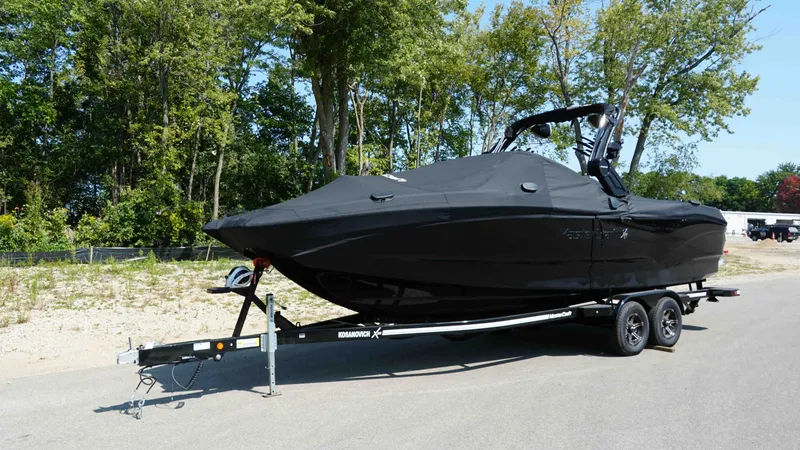 Slide: The Image of MasterCraft X26 2022 - 45
