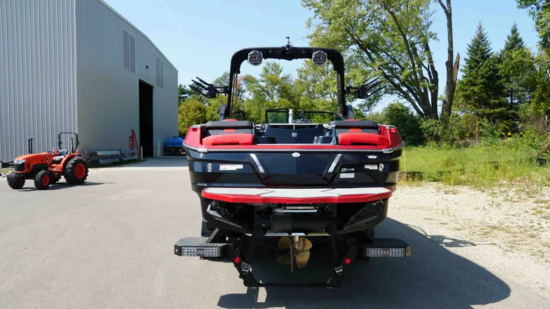 Slide: The Image of MasterCraft X26 2022 - 5