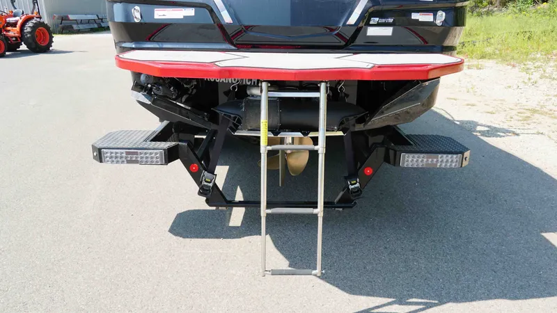 Slide: The Image of MasterCraft X26 2022 - 6