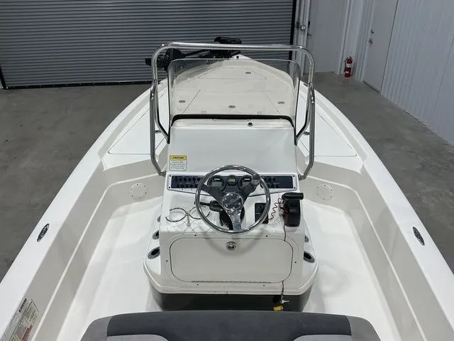 Slide: The Image of Skeeter SX 240 2015 - 13