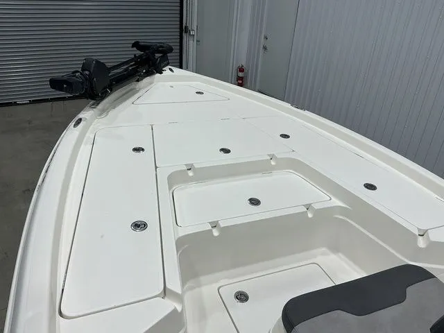 Slide: The Image of Skeeter SX 240 2015 - 15