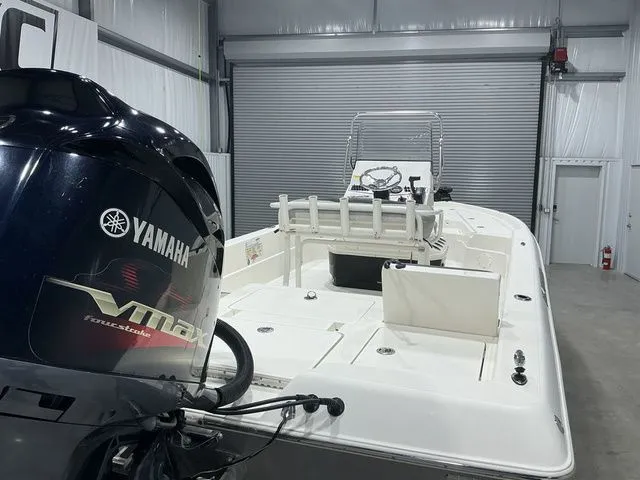 Slide: The Image of Skeeter SX 240 2015 - 21