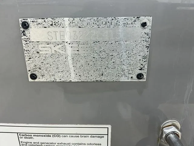 Slide: The Image of Skeeter SX 240 2015 - 22