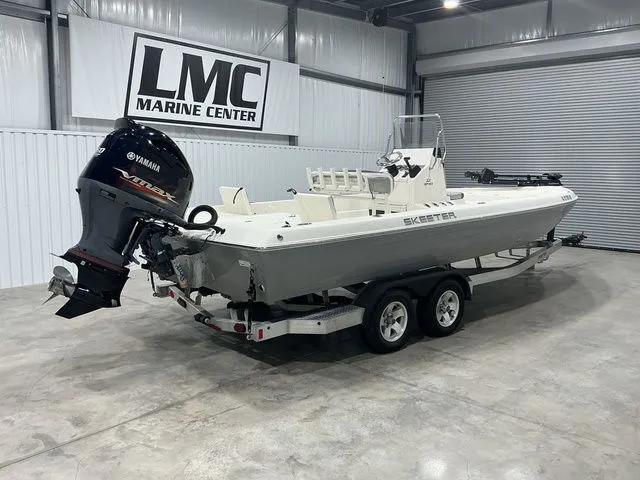 Slide: The Image of Skeeter SX 240 2015 - 4