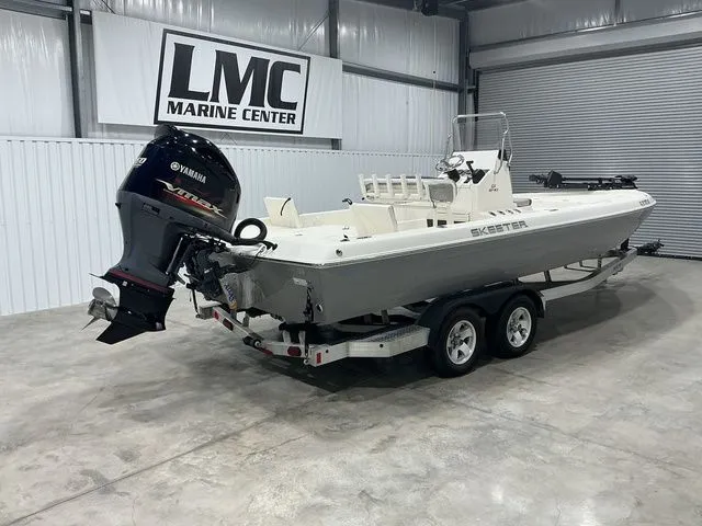 Slide: The Image of Skeeter SX 240 2015 - 8