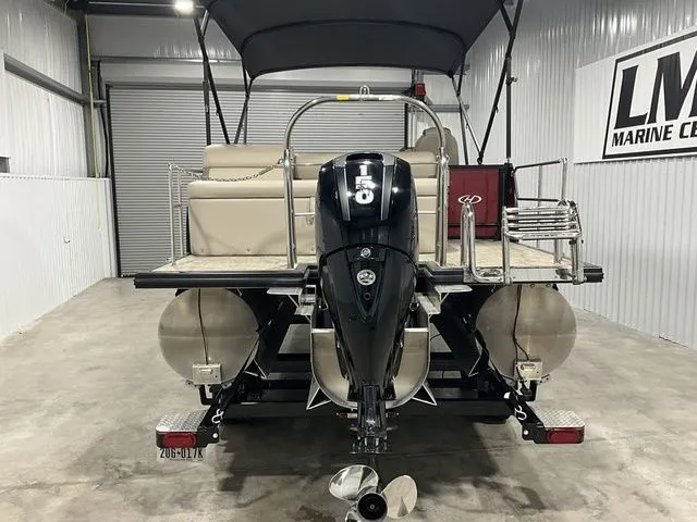 Slide: The Image of Harris Cruiser 220 2019 - 4