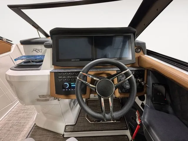 Slide: The Image of Cobalt R31 Surf 2026 - 9