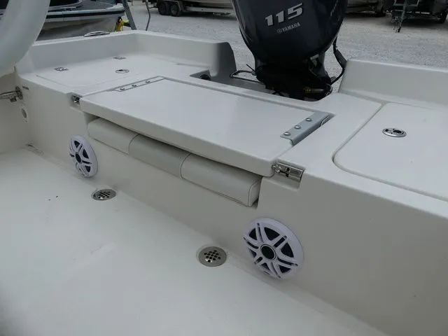 Slide: The Image of Key West 188 Bay Reef 2026 - 10