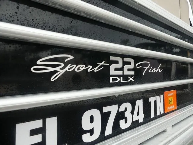 Slide: The Image of Sun Tracker SportFish 22 XP3 2022 - 3