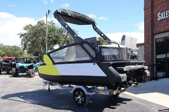 Slide: The Image of Sea-Doo PB SWT SPORT COMPACT 170 YL GALV 23 2023 - 4