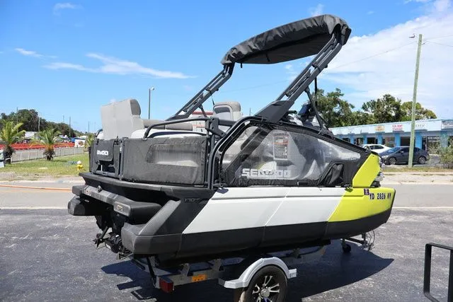 Slide: The Image of Sea-Doo PB SWT SPORT COMPACT 170 YL GALV 23 2023 - 6