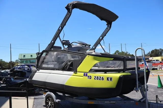 Slide: The Image of Sea-Doo PB SWT SPORT COMPACT 170 YL GALV 23 2023 - 8