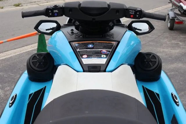 Slide: The Image of Yamaha FX CRUISER HO W/AUDIO- CYAN 2023 - 12