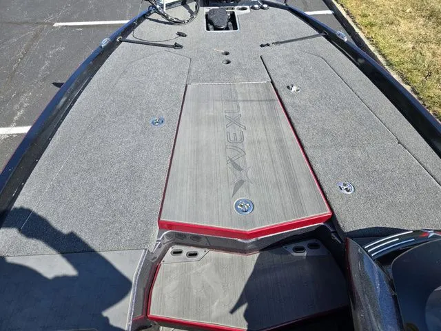 Slide: The Image of Vexus VX21 2025 - 12