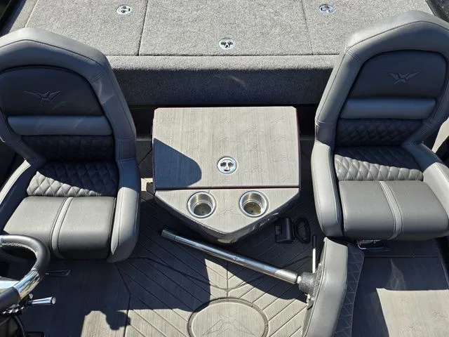 Slide: The Image of Vexus VX21 2025 - 16