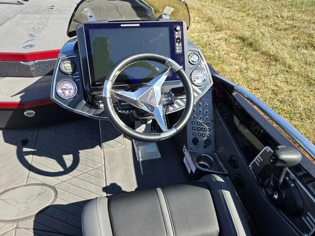 Slide: The Image of Vexus VX21 2025 - 26