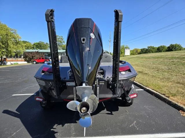 Slide: The Image of Vexus VX21 2025 - 3