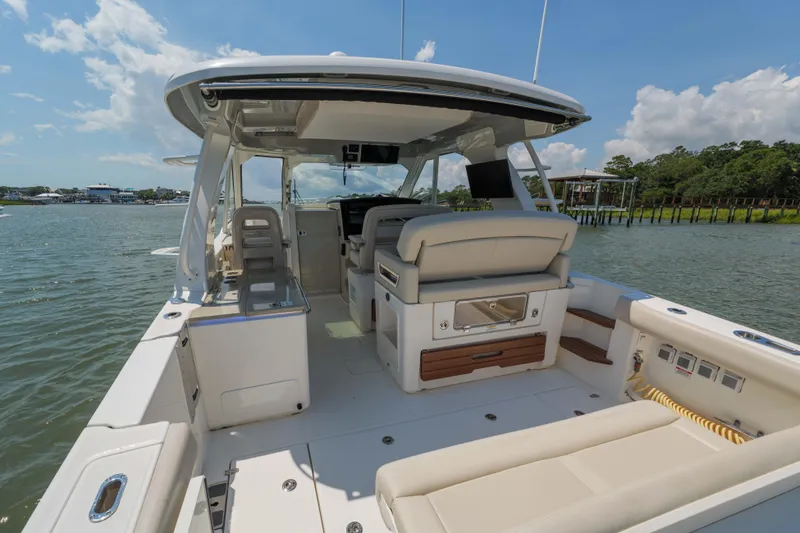 Slide: The Image of Boston Whaler 380 Realm- Cockpit - 18
