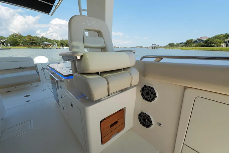 Slide: The Image of Boston Whaler 380 Realm- Seating - 20