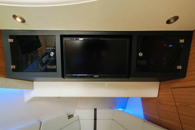 Slide: The Image of Boston Whaler 380 Realm- Electronics - 33