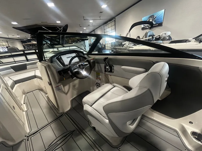 Slide: The Image of Chaparral 21 SSi 2026 - 12