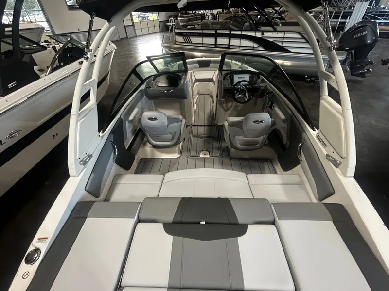 Slide: The Image of Chaparral 21 SSi 2026 - 6