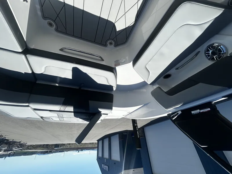 Slide: The Image of Chaparral GTS 3 2026 - 18