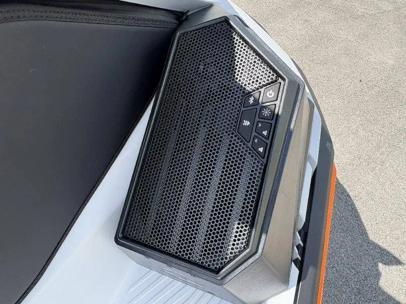 Slide: The Image of Yamaha Jetblaster LTD 2026 - 25