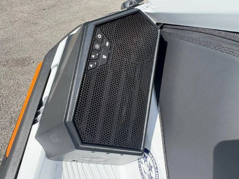 Slide: The Image of Yamaha Jetblaster LTD 2026 - 27