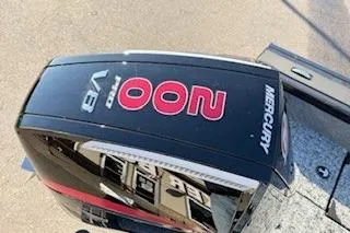 Slide: The Image of 2026 Tracker Targa V-18 Combo with Mercury Pro 100 outboard motor. - 17