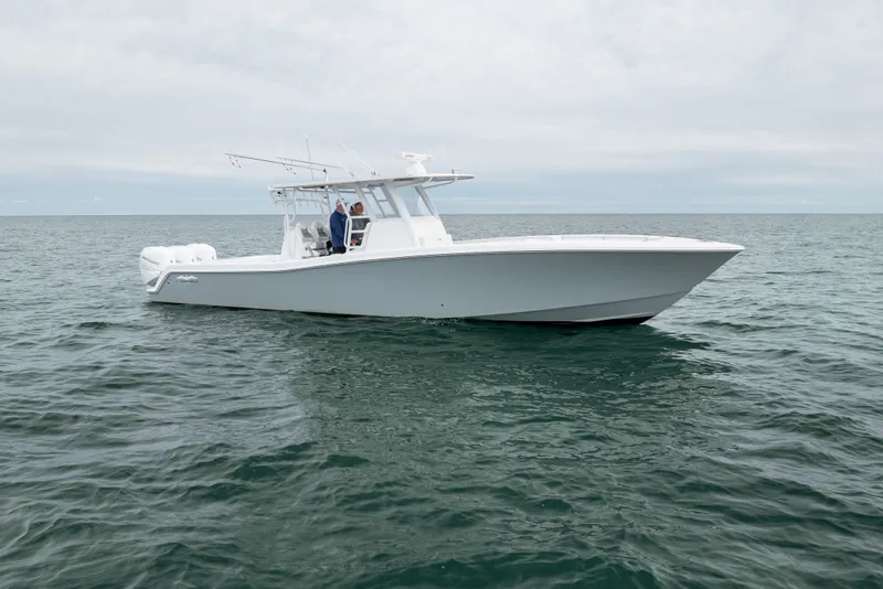 Slide: The Image of Invincible 39 Open Fisherman 2020 - 10