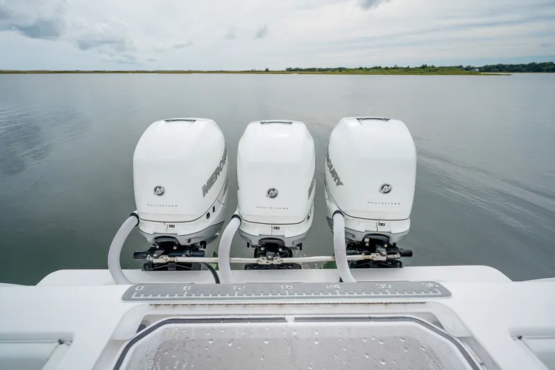 Slide: The Image of Invincible 39 Open Fisherman 2020 - 14